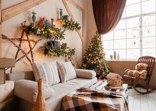 К праздникам